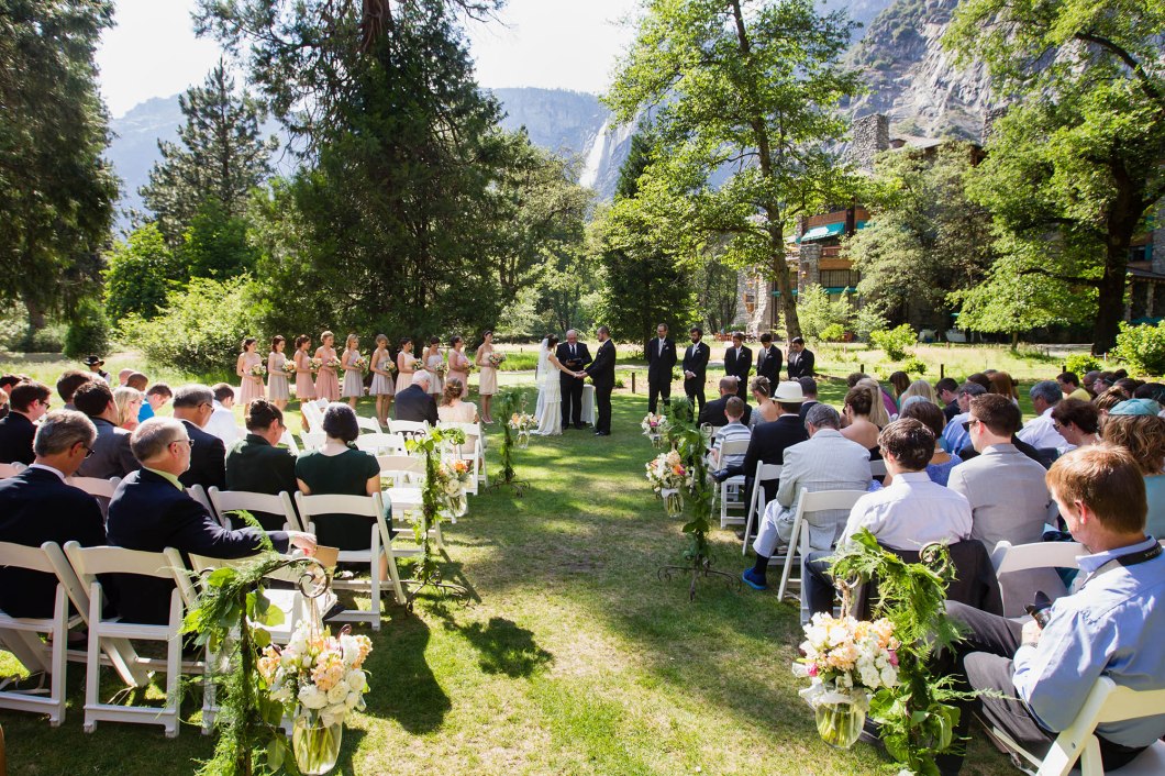 ahwahnee-ceremony-lawn-wedding-2